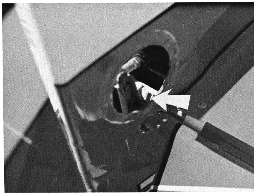 TechTips Manual I In the Interest of Safety Screw caught in the